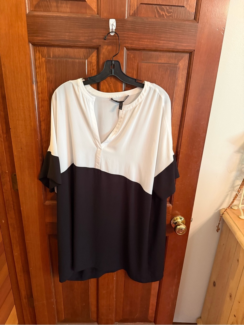 BCBGMaxAzria Black and White Short Sleeve Colorblock Shirt